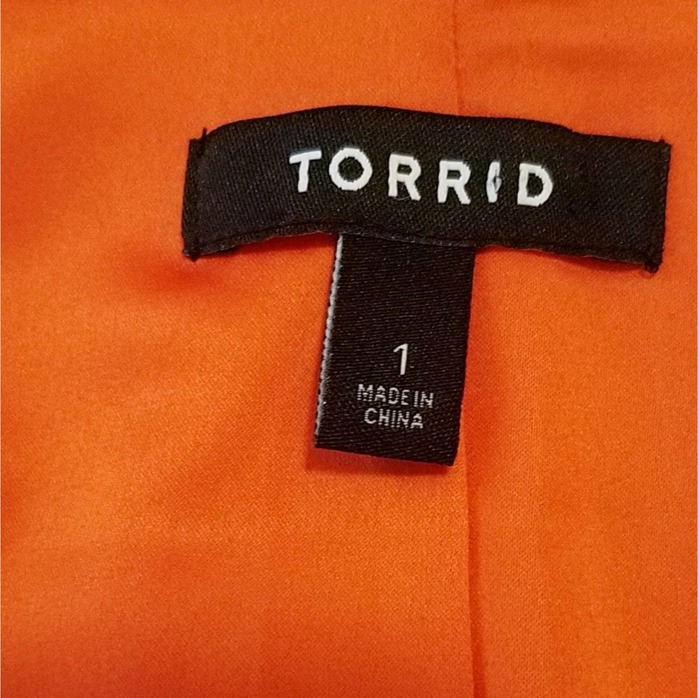 Torrid Blazer Size 1 (14-16) - Picture 7 of 8